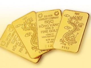 Vàng trong nước chênh kỷ lục so với thế giới 15 triệu đồng/lượng