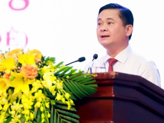 Kỳ họp thứ 8 HĐND tỉnh Nghệ An quyết định nhiều vấn đề "nóng"